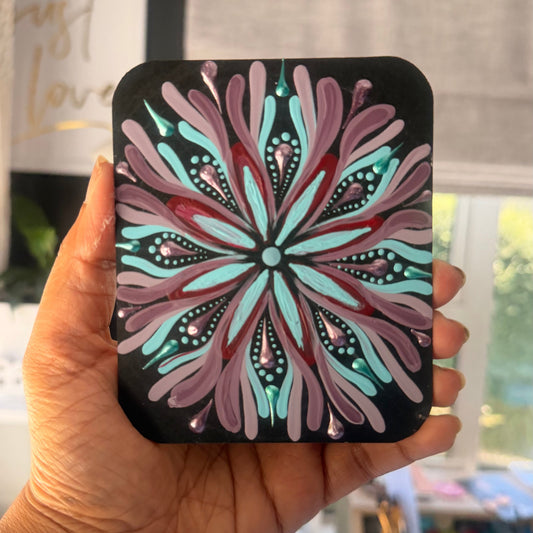 mini mandala art tabletop and can be use as a fridge magnet