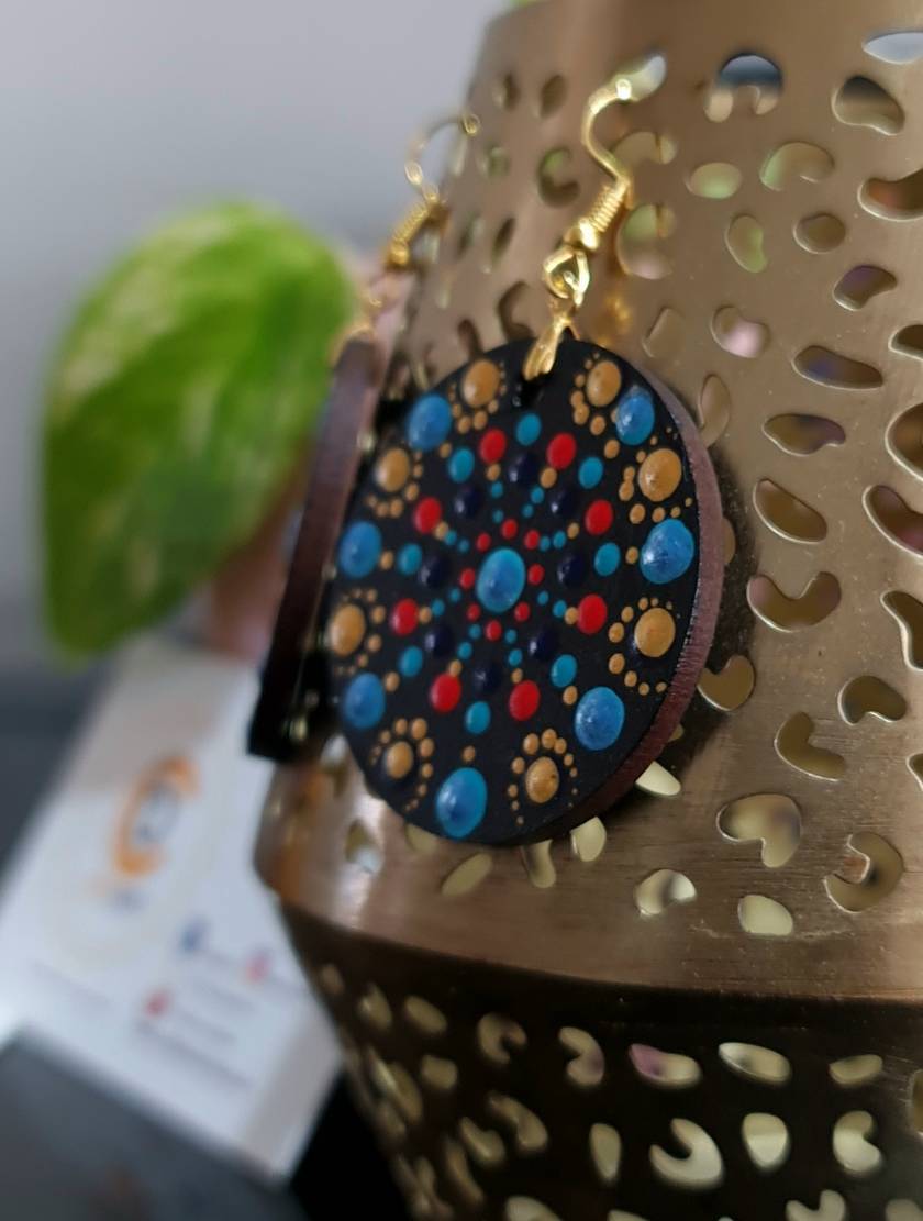 Handcrafted Dot Mandala Earrings